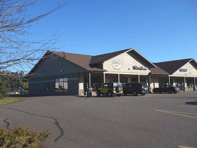1st image of 9832 Plaza Dr