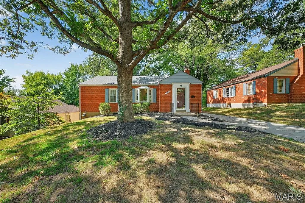 429 N Clay Ave photo 1