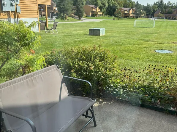 4749 S Pleasantview Rd #43, Harbor Springs, MI 49740