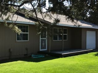 302 SW 27th St, Redmond, OR 97756