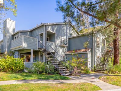 770 Canyon Oaks Dr APT D, Oakland, CA, 94605
