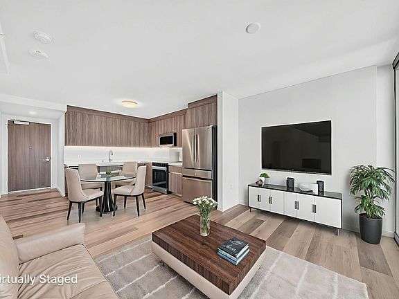 2nd image of 1500 Rycroft St #3305