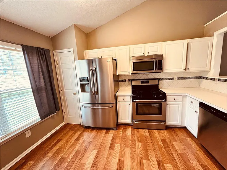391 Bass Way NW — Photo 4