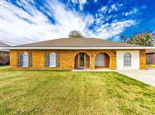 818 Oak Ln, Thibodaux, LA 70301