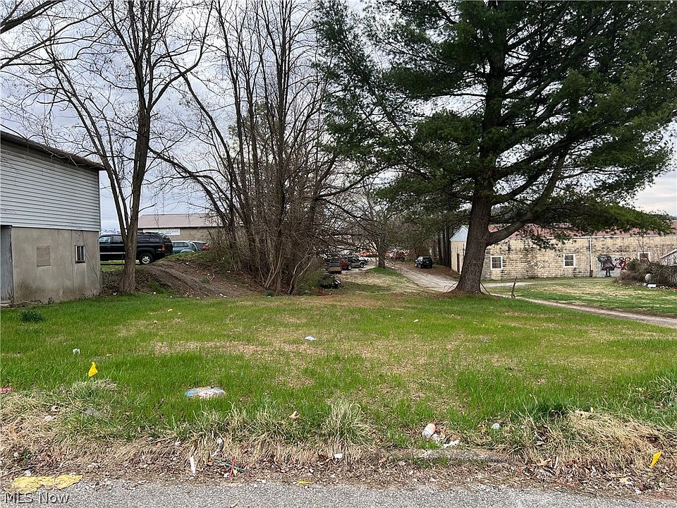 1st image of 610 Stephenson Ave