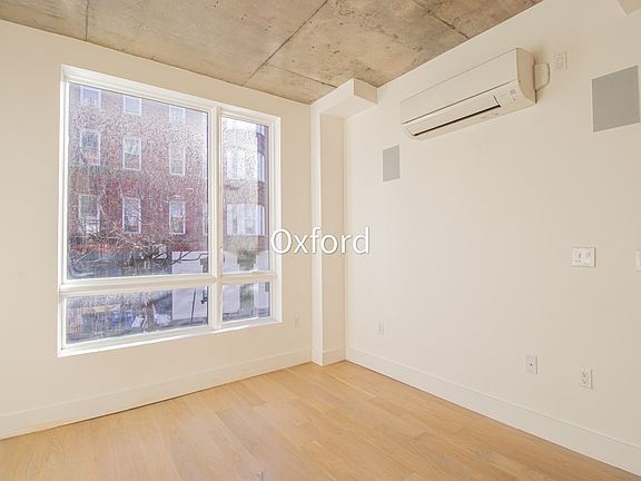 5th image of 153 Manhattan Ave #2D