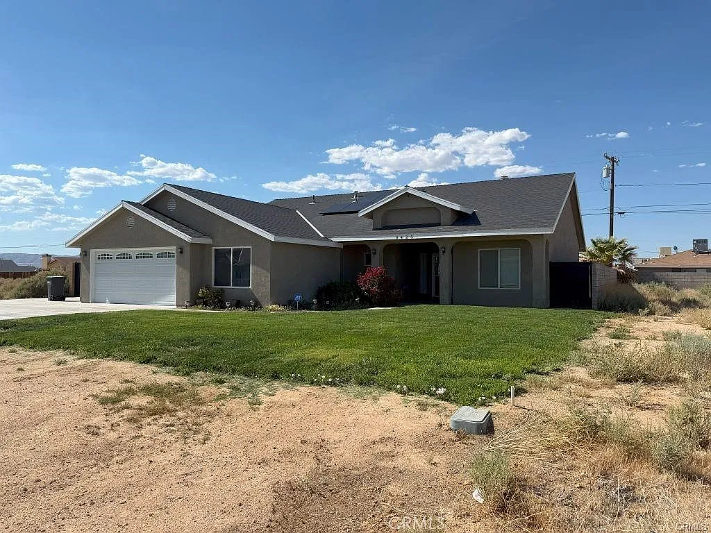 3 bed, 2.5 bath, 1796 sqft, $2,350 — Photo 2