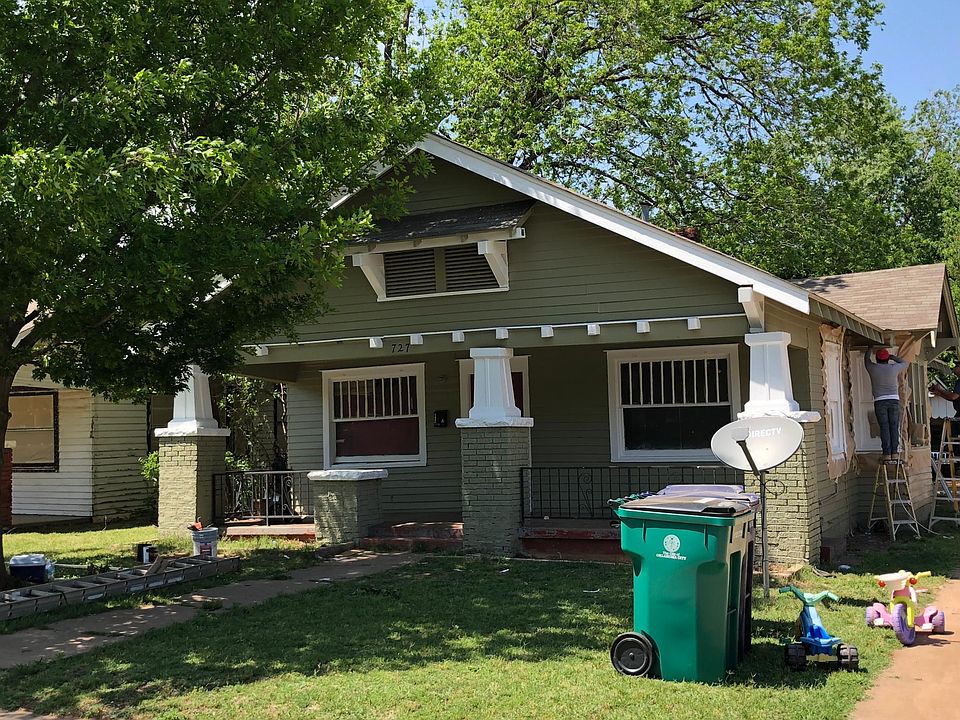 1st image of 727 NW 24th St