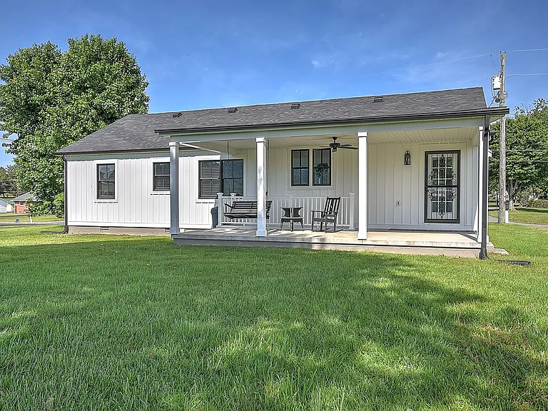403 Silver Lake Rd — Photo 48