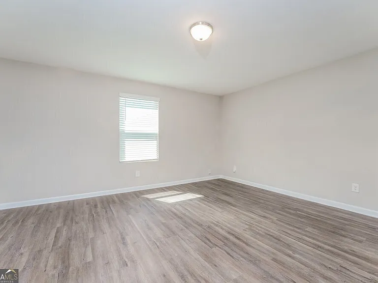 3735 Newbury Place Dr — Photo 10