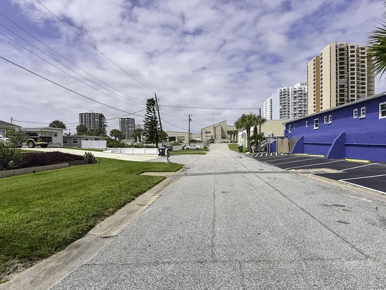 3064 S Atlantic Ave #7 — Photo 17