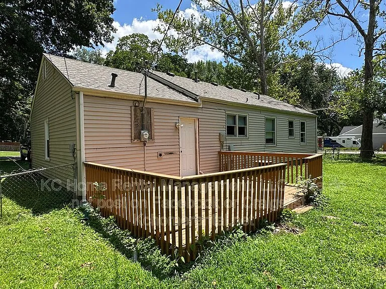 5160 Halsey St — Photo 31