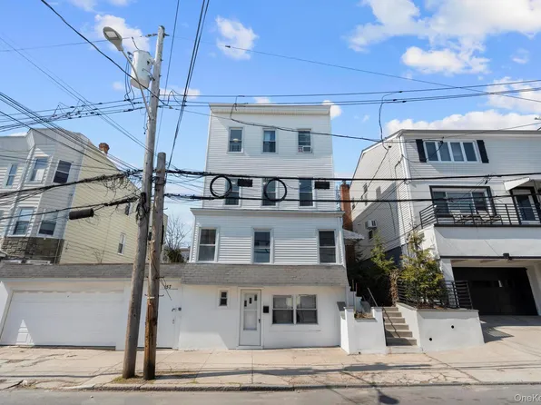 155 Voss Avenue, Yonkers, NY 10703