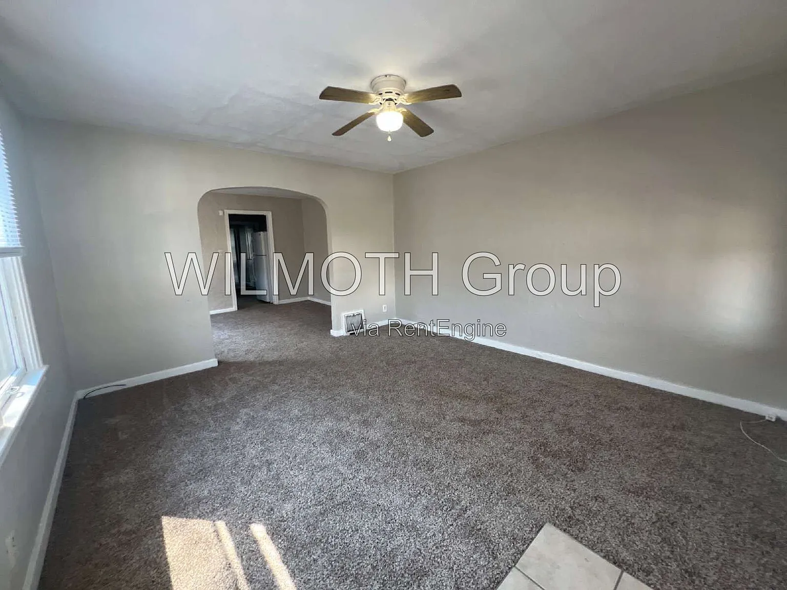 1 bed, 1.0 bath, 756 sqft, $895 — Photo 2