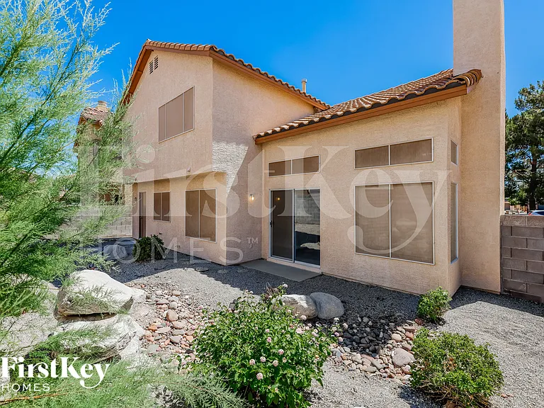 277 Fairbrook Dr — Photo 18