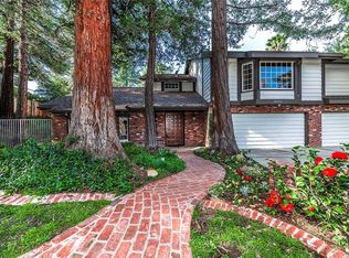 18333 Lake Encino Dr, Encino, CA 91316
