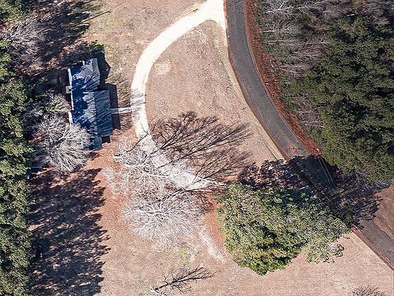 3rd image of 1127 Sherwood Dr