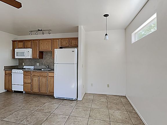 4th image of 1291 Vaquero Dr Unit 105