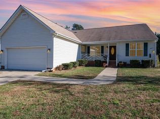 5800 Edgebrook Ct, Jamestown, NC 27282