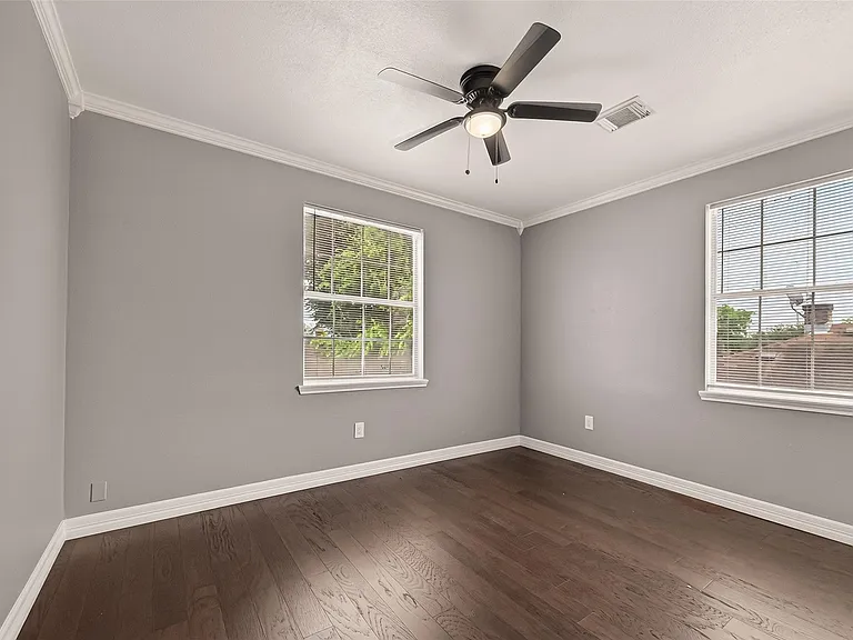 2120 Fulton St — Photo 28