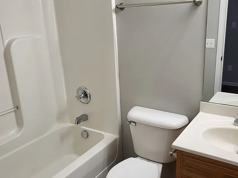 1011 Brooklyn Blvd — Photo 3