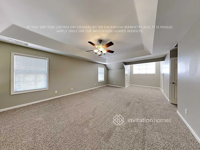 8920 Watersedge Ct — Photo 11
