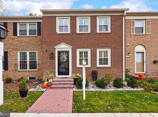 7957 Hidden Bridge Dr, Springfield, VA 22153