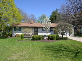 755 W Fabyan Pkwy, Geneva, IL 60134