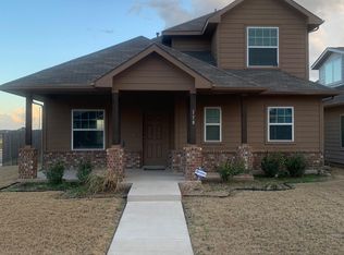 118 Eagle Lake Dr, Hutto, TX 78634