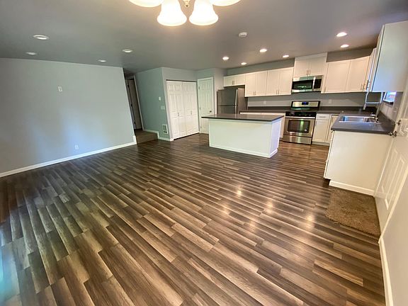 2nd image of 7914 146th Ave E #B