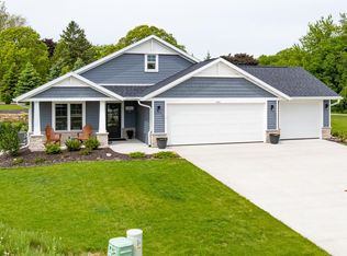 3562 Caden Ct, Oshkosh, WI 54904