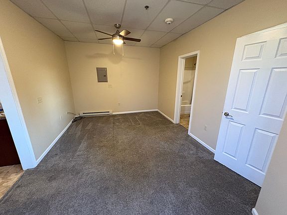 4th image of 17 Belvidere St APT 305