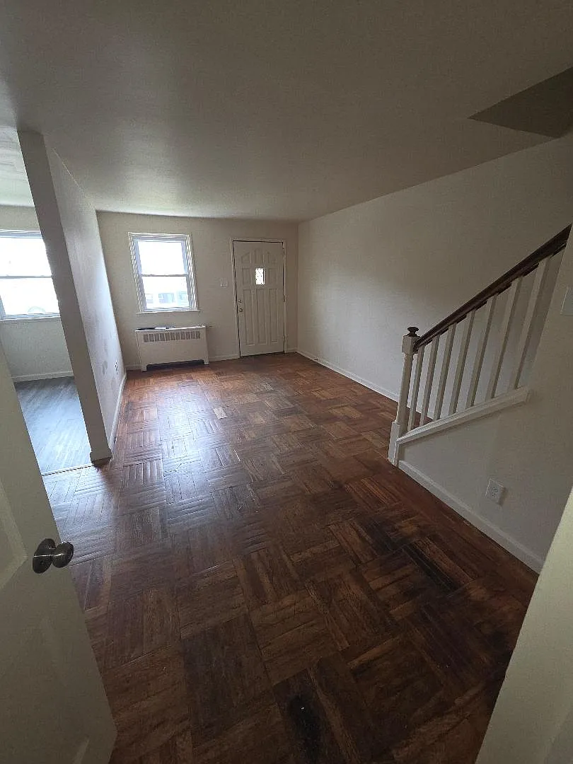 3 bed, 1197 sqft, $1,600 — Photo 2