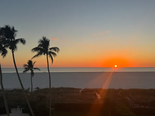 500 Saturn Ct APT 46, Marco Island, FL 34145