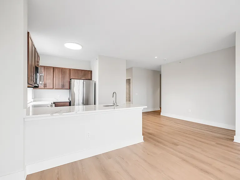 1 Center St #306 — Photo 4