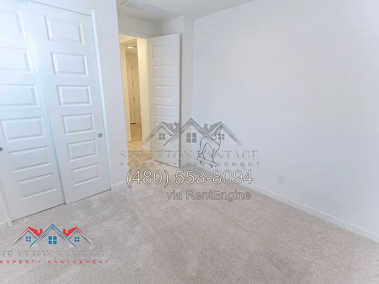 4204 E Enmark Dr — Photo 11