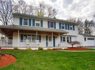 8 Freedom Rd, Woburn, MA 01801