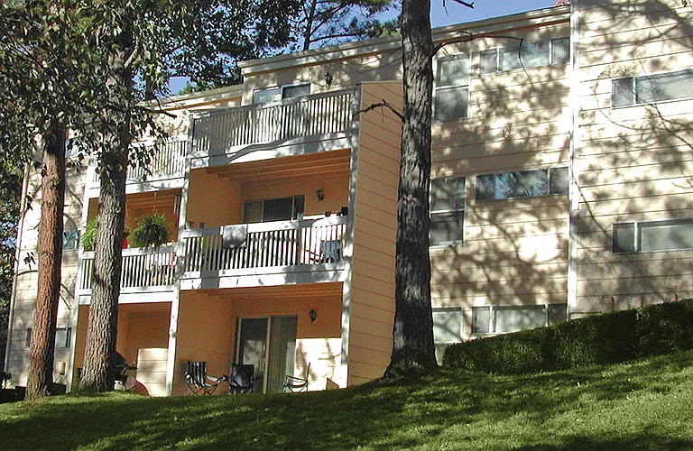 Northshore Woods Apartments — Photo 2