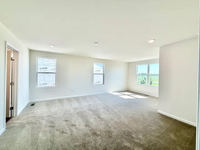 3200 Peyton Cir — Photo 2