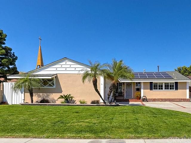 1st image of 7137 Van Buren Way