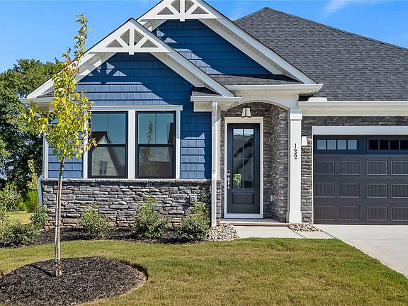 2nd image of 122 Tiger Lily Dr
