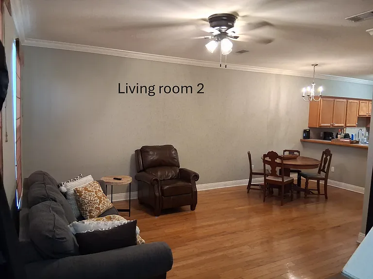 5203 Arlington Ct — Photo 5