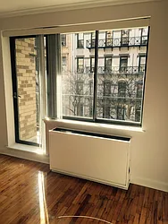 Rented by Metropolis Real Estate of Manhattan