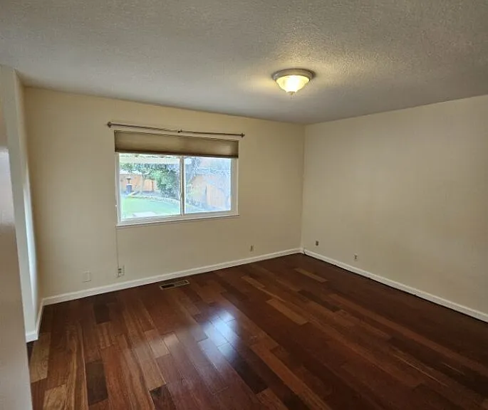 5686 Geranium Ct — Photo 10