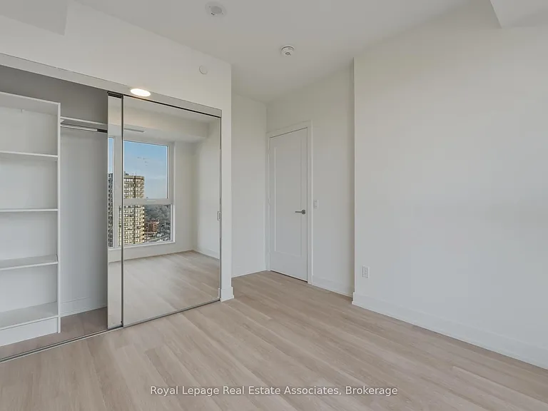 25 Cordova Ave #1714 — Photo 11