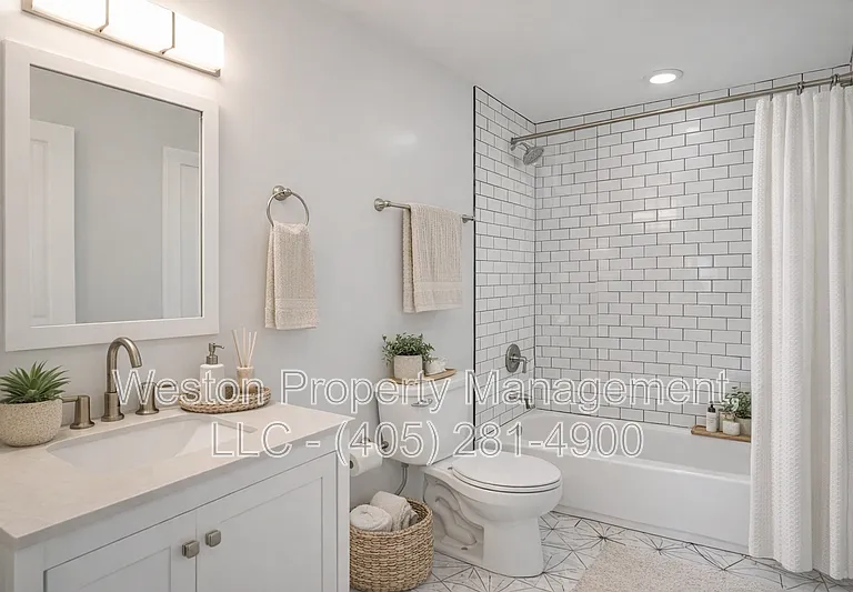 711 NW 30th St #4 — Photo 9