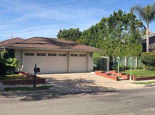 2826 E Shady Forest Ln, Orange, CA 92867