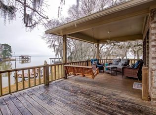 531 Idlewilde Dr, Onalaska, TX 77360