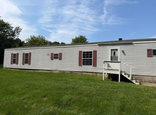 52959 38th Ave, Bangor, MI 49013