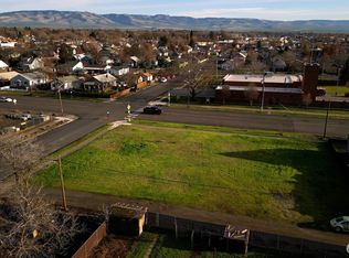 1002 W Poplar Street, Walla Walla, WA